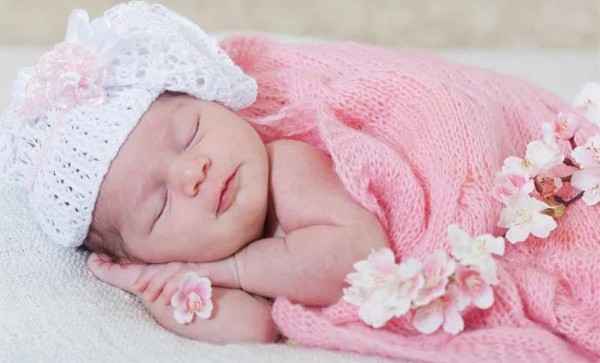 أسماء بنات بحرف الراء 2022