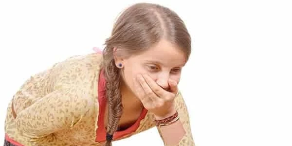 أسباب القيء عند الأطفال بالليل 4 أسباب القيء عند الأطفال بالليل