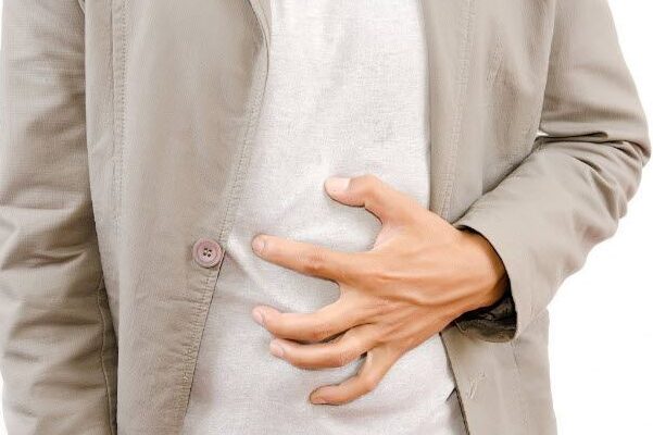 8 أسباب تصيبك بحموضة المعدة 3 حموضة المعدة