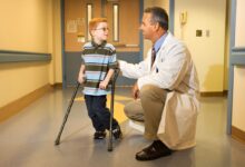 5 مضاعفات لمرض شلل الأطفال وأعراضه 25 مرض شلل الأطفال