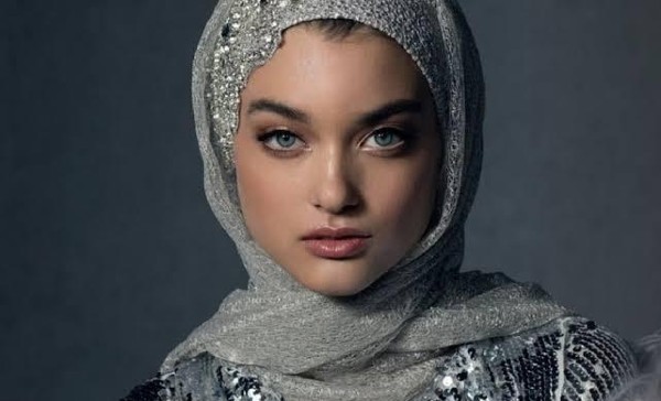 كيف أكون جميلة و جذابة ؟ 3 كيف أكون جميلة و جذابة