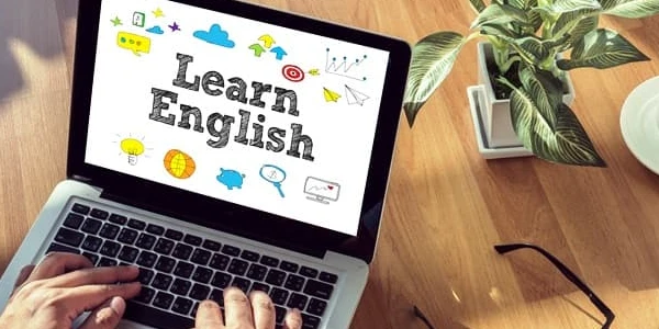 كورسات مجانية لتعلم اللغة الإنجليزية و 3 منح من أمريكا 2 كورسات مجانية لتعلم اللغة الإنجليزية