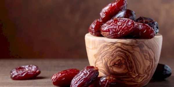 تفسير رؤية التمر في المنام هل جيد ام لا ؟ 6 تفسير رؤية التمر في المنام