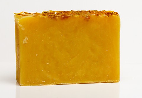 اهم فوائد صابون الكركم للبشرة 2 صابون الكركم