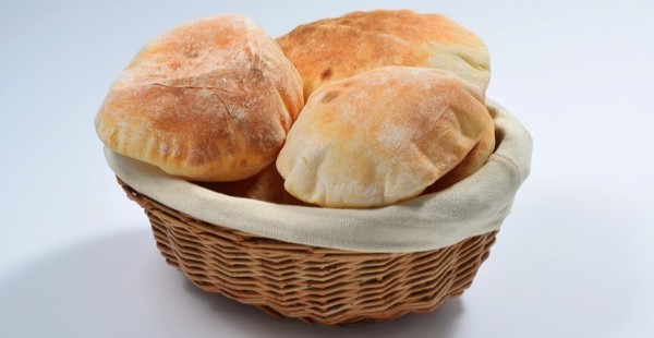 طريقة صنع الخبز العربي