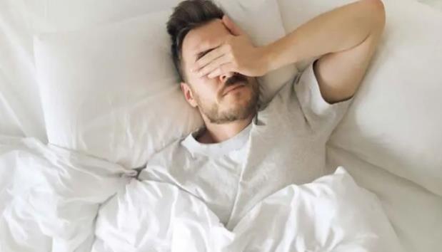 هل القولون يسبب الفزع من النوم