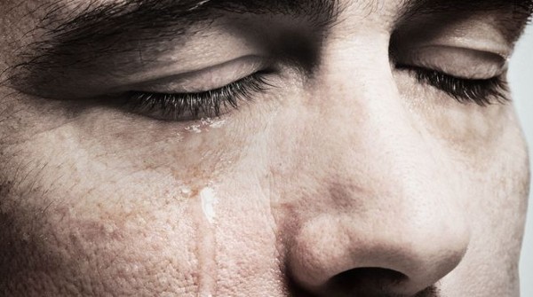 تفسير رؤية البكاء الشديد بالمنام