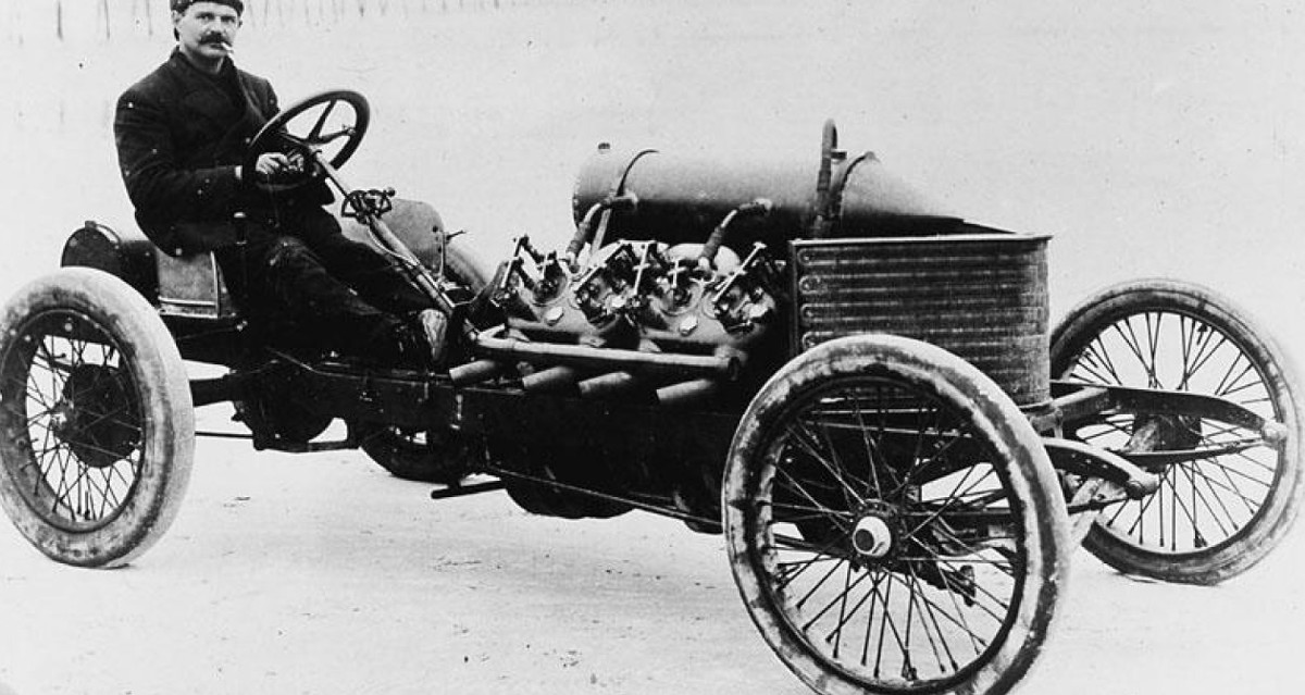 كارل بنز مخترع السيارة العملية الأولى
