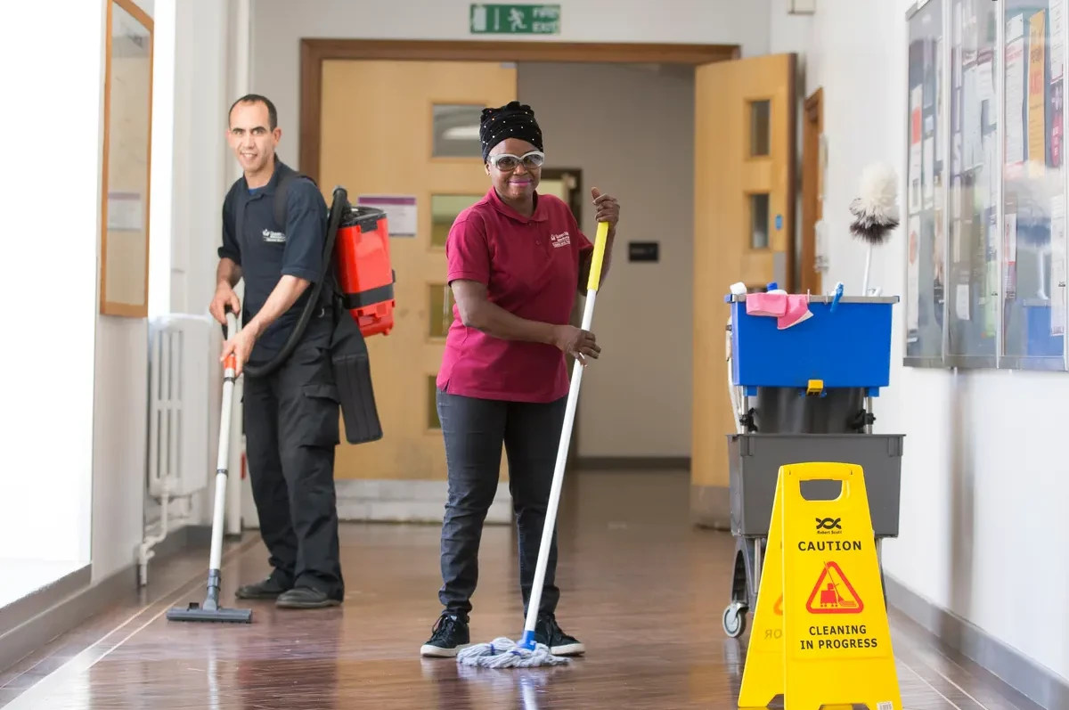 Qualities and Skills of a Commercial Cleaner