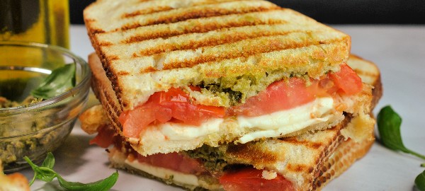 كيفية عمل كلوب ساندوتش شهي في البيت 2 كلوب ساندوتش