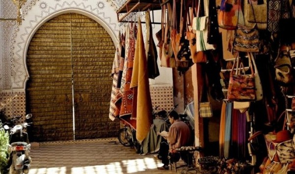السوق في افران
