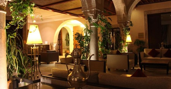 السياحة في صفاقس واجمل المعالم بها 13 فندق برج الضيافة