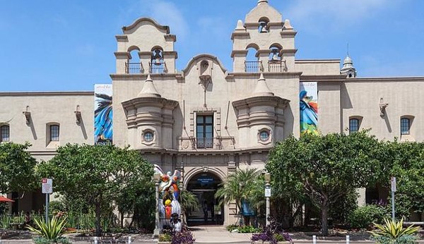 السياحة في سان دييغو متحف مينغي