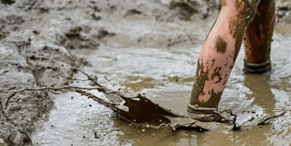 تفسير حلم الطين في المنام 2 الطين في المنام