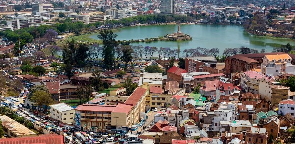 انتاناناريفو