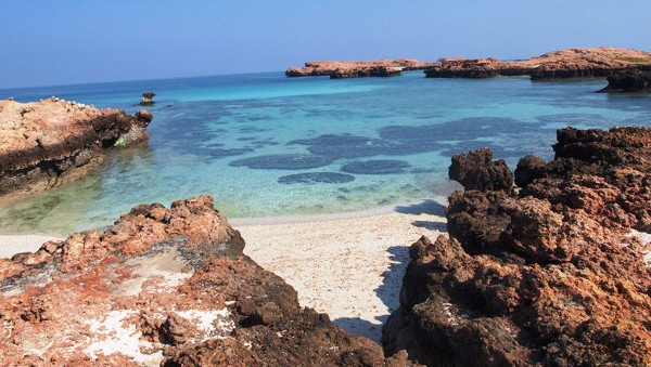 السياحة في البركاء واجمل المعالم بها 11 جزر الديمانيات الطبيعية