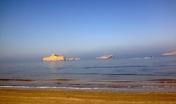 السياحة في البركاء واجمل المعالم بها 5 شاطئ السوادي