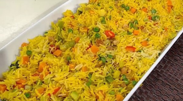 طريقة عمل الأرز بالخضار فاطمة أبو حاتي