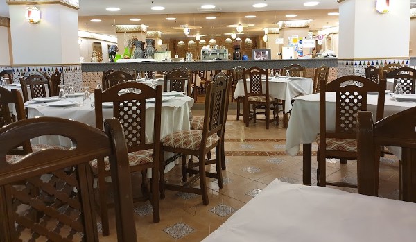 مطعم alzahra مدريد