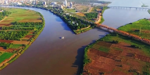 نقطه التقاء نهر النيل الأزرق بالأبيض
