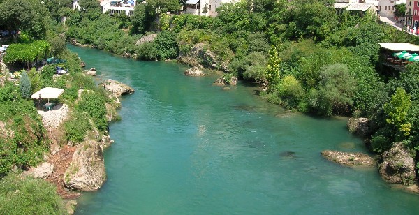 نهر نيريتفا