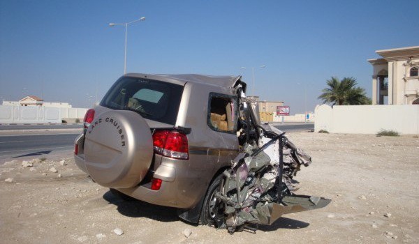 تفسير حلم حادث سيارة لقريب وموته 3 تفسير حلم حادث سيارة لقريب