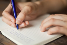 افضل طريقة كتاب مقال بالانجليزي 21 طريقة كتاب مقال بالانجليزي e1686811494234