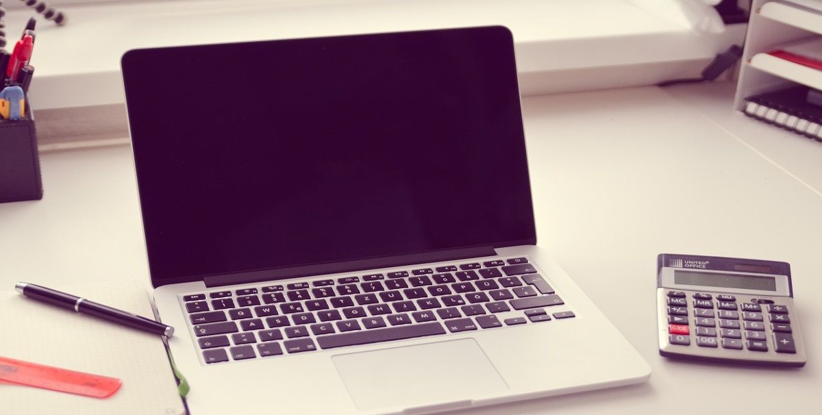 أفضل لاب توب للطلاب بسعر مناسب 1 لاب توب للطلاب