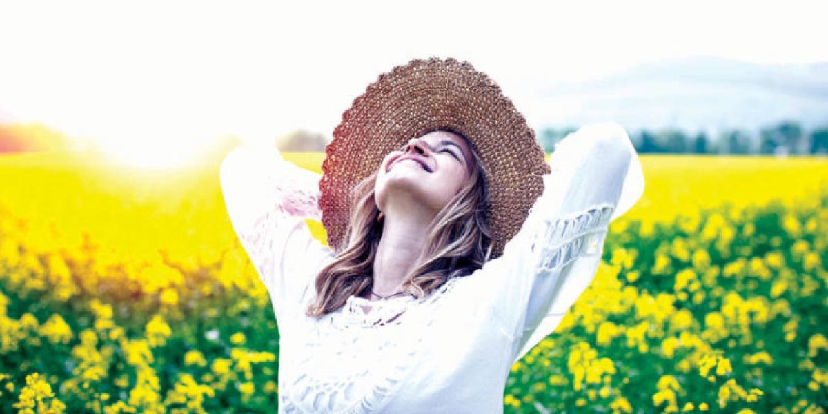 أجمل ما قال الحكماء عن السعادة 1 أجمل ما قال الحكماء عن السعادة