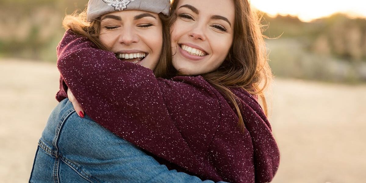 عبارات عن الصديقات المحبوبات 1 عبارات عن الصديقات