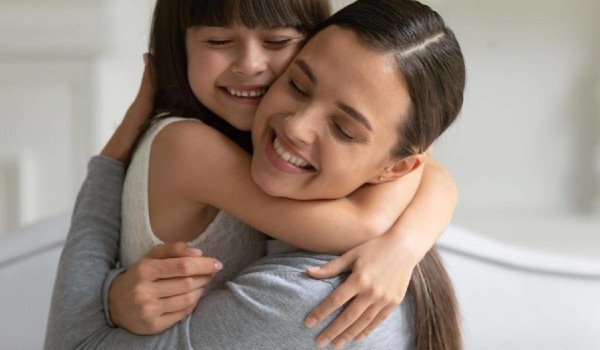 حالات واتس عن حنان الام 3 حالات واتس عن حنان الام